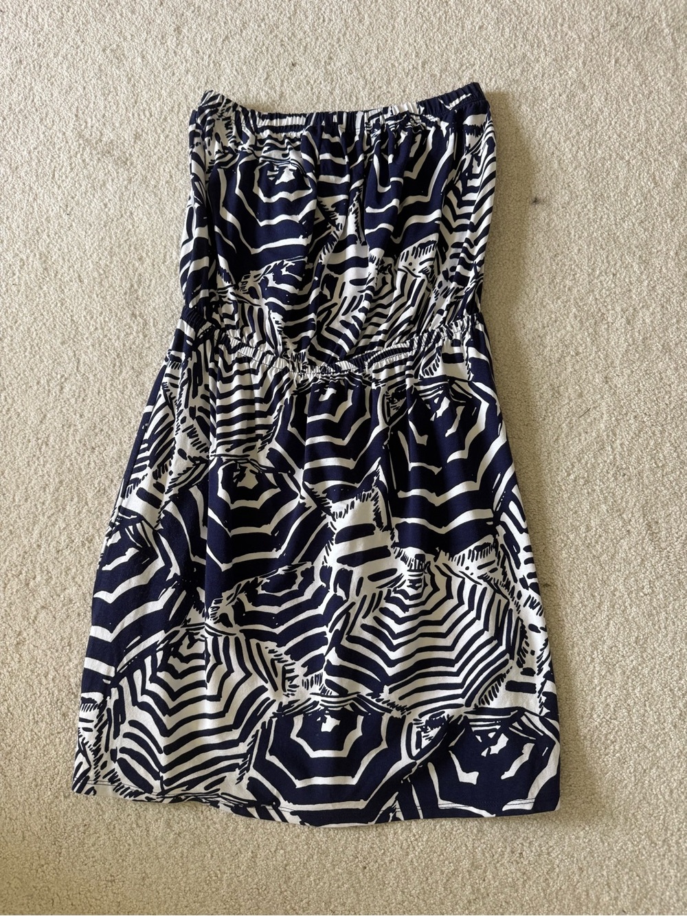 Lilly Pulitzer Strapless Atwood Dress - size S (EUC) - Picture 3 of 4